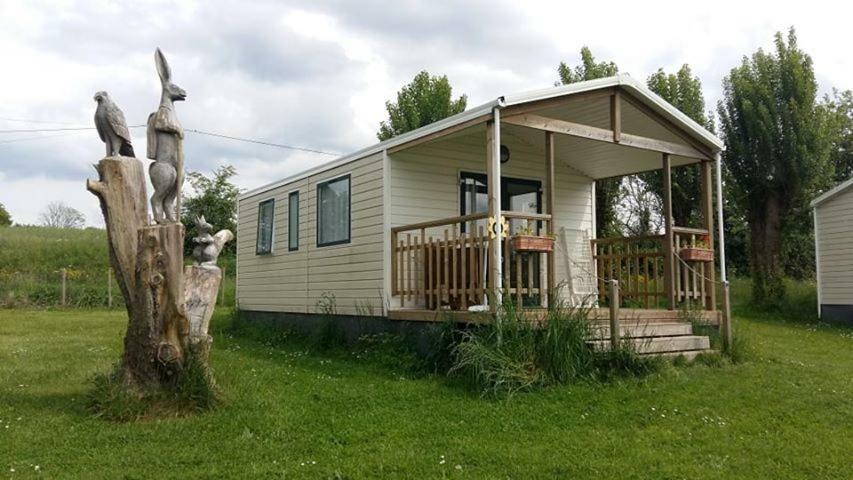 Camping Les Tournesols Sillé-le-Guillaume Exterior foto